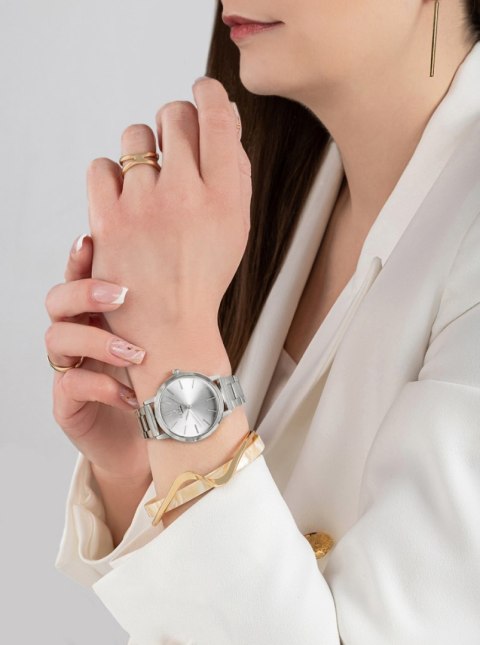 Zegarek Damski Giewont Sapphire Srebrny GW2360-B1